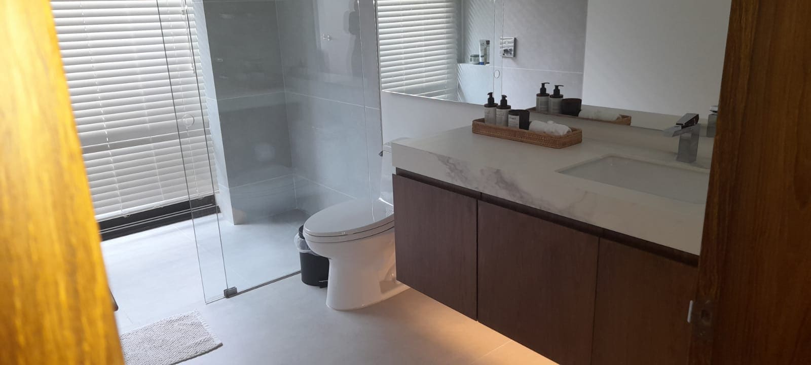 Apartamento En Arriendo - Los Rosales, Bogota