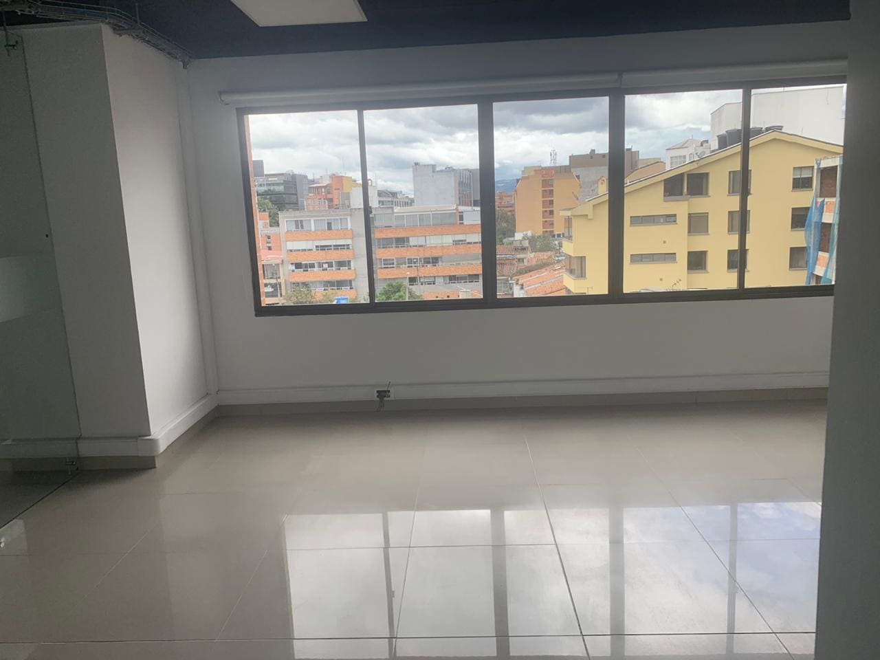 Edificio En Arriendo - Lago Gaitan, Bogota